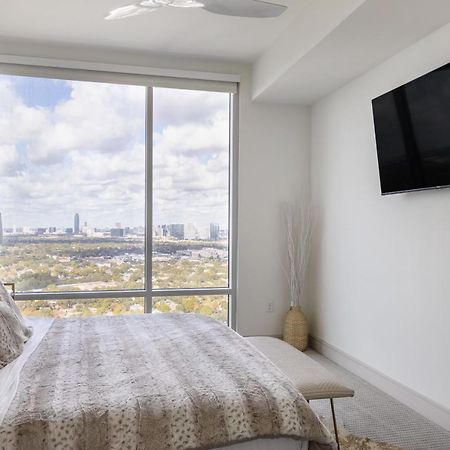 Medcenter Vacation Glasspad Skyline Views, 1 Free Prking Spot, Sleeps 4, Ask For Rental Car Option Houston Kültér fotó